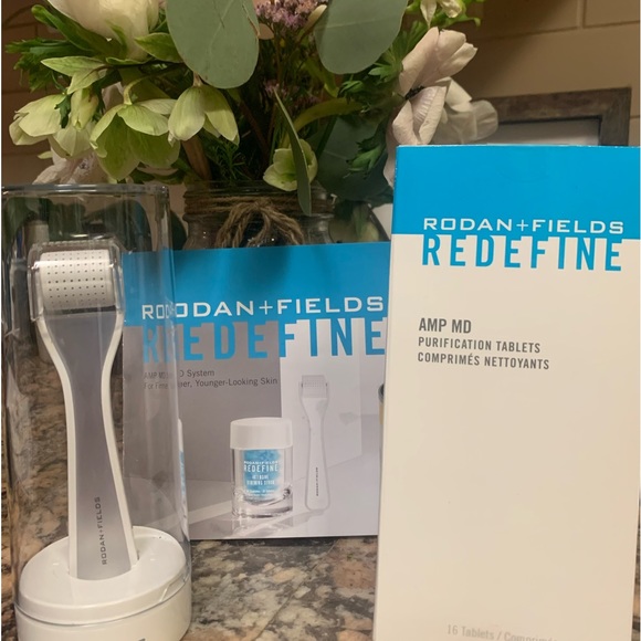 Rodan + Fields Other - Rodan and Fields micro-exfoliating Derma-Roller